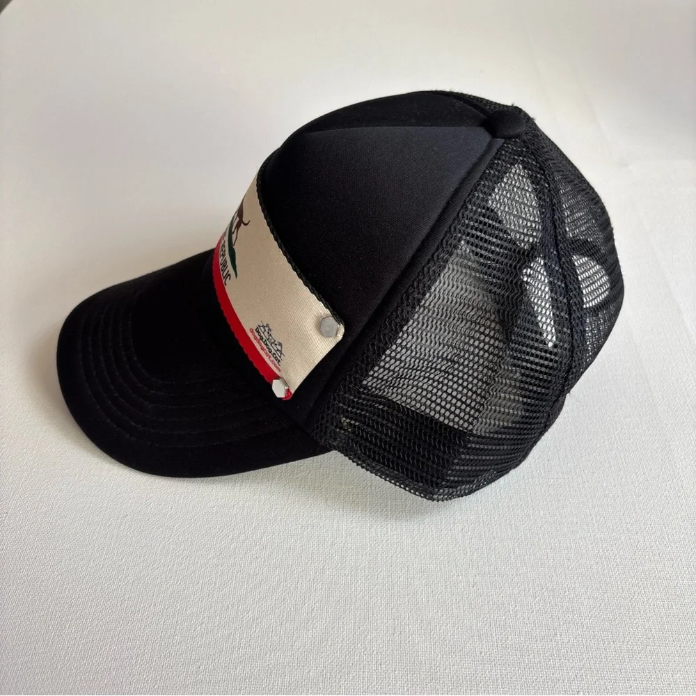Buckle-Down Canine Republic Dog California Flag Trucker‎ Hat Black Snapback Cap